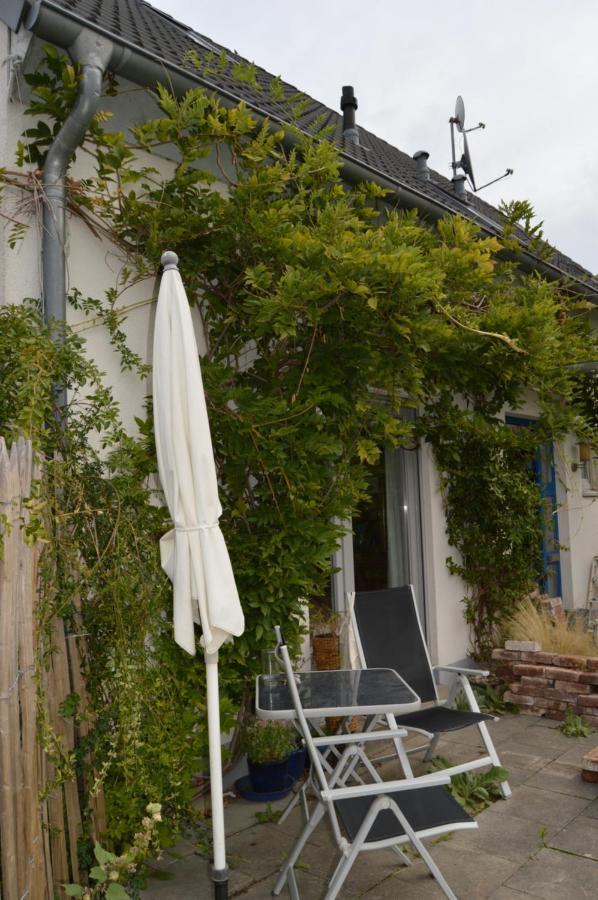 Ferienwohnung Haus 'Am Emberg' Köln Exterior foto