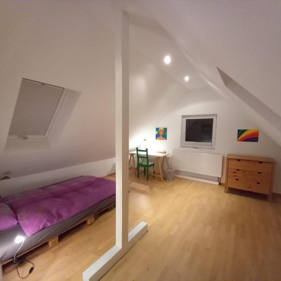Ferienwohnung Haus 'Am Emberg' Köln Exterior foto